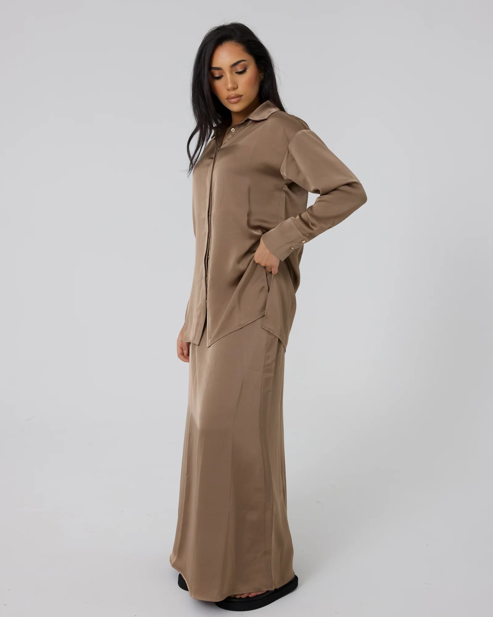 AMORE SIGNATURE SHIRT - MOCHA ms3