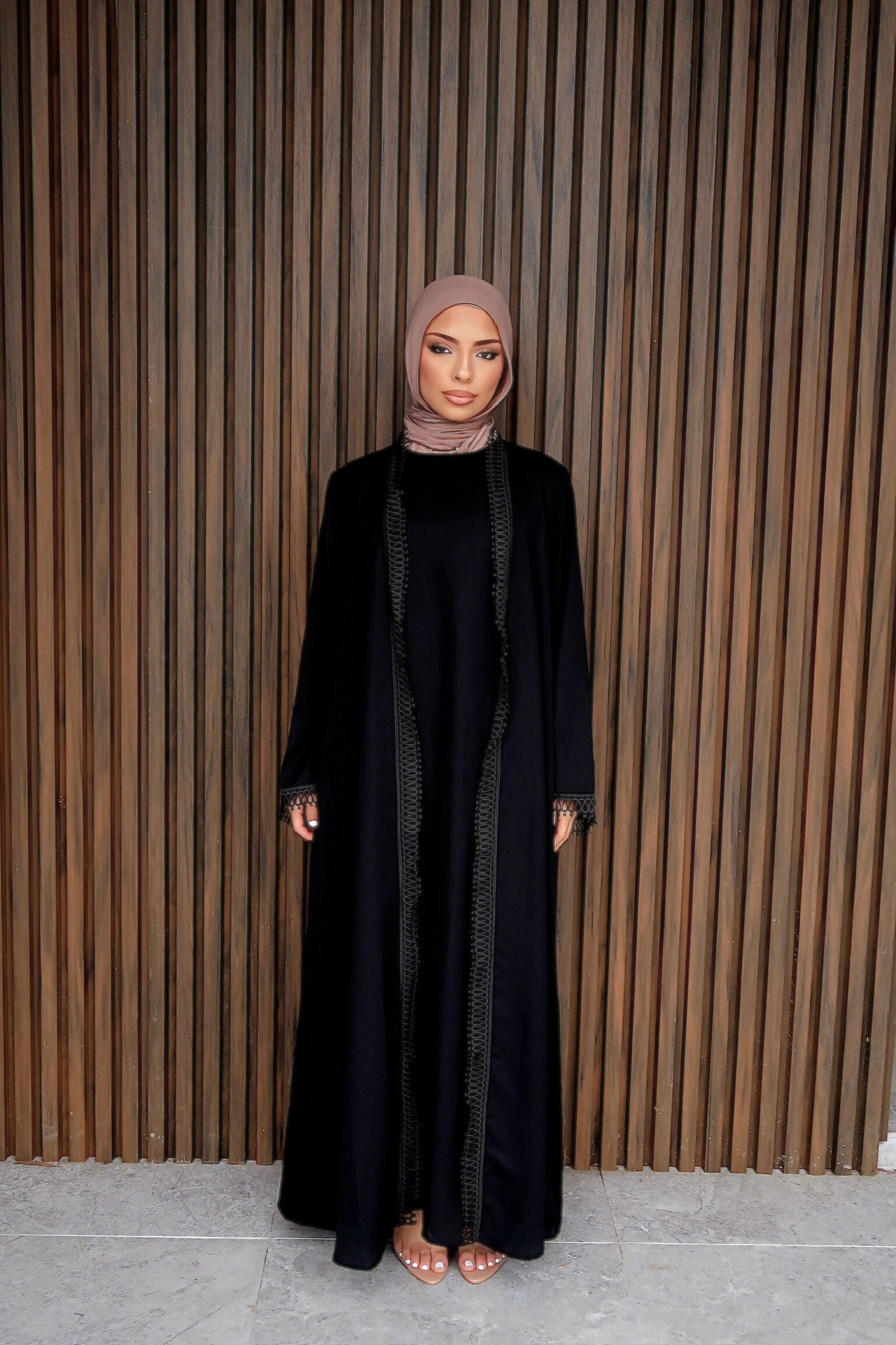 Qamari Abaya