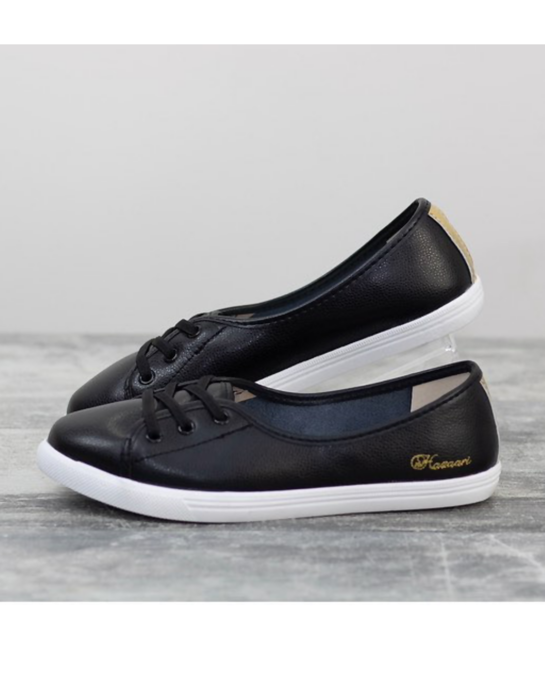 Hazaari Sneakers - Black