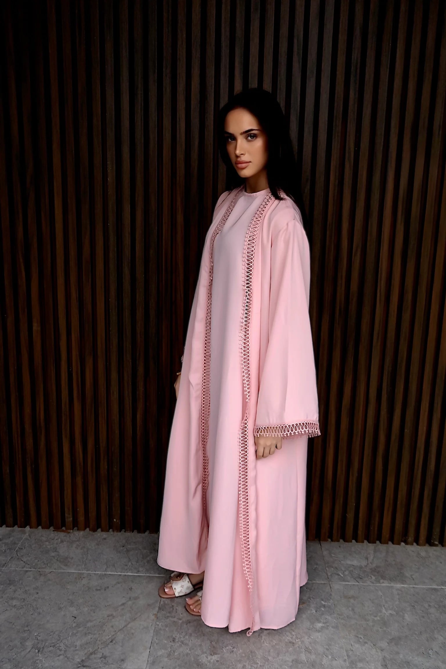 Qamari Abaya Pink