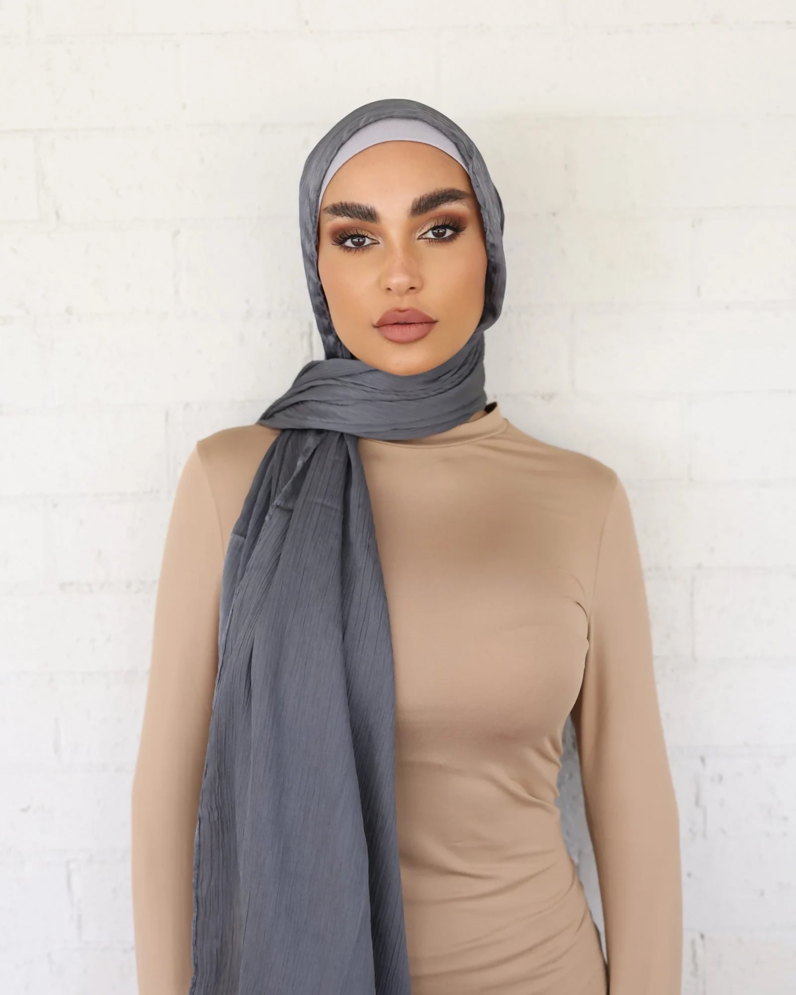 CRINKLE SATIN HIJAB - Steel